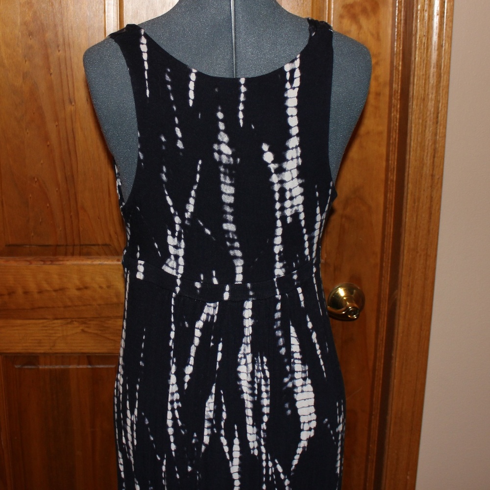 Navy V Neck Maxi Dress - Picture 3 of 6